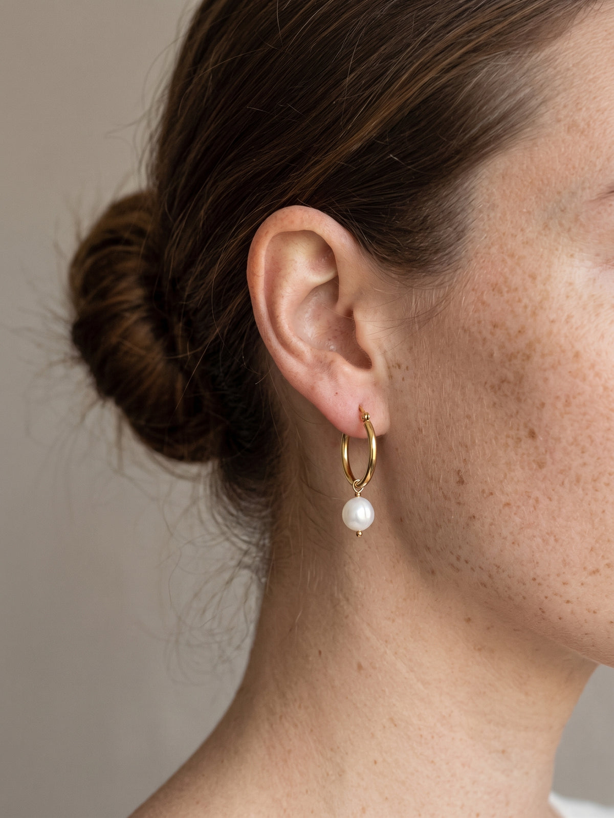 Créoles NADA | Acier inoxydable et perle d'eau douce