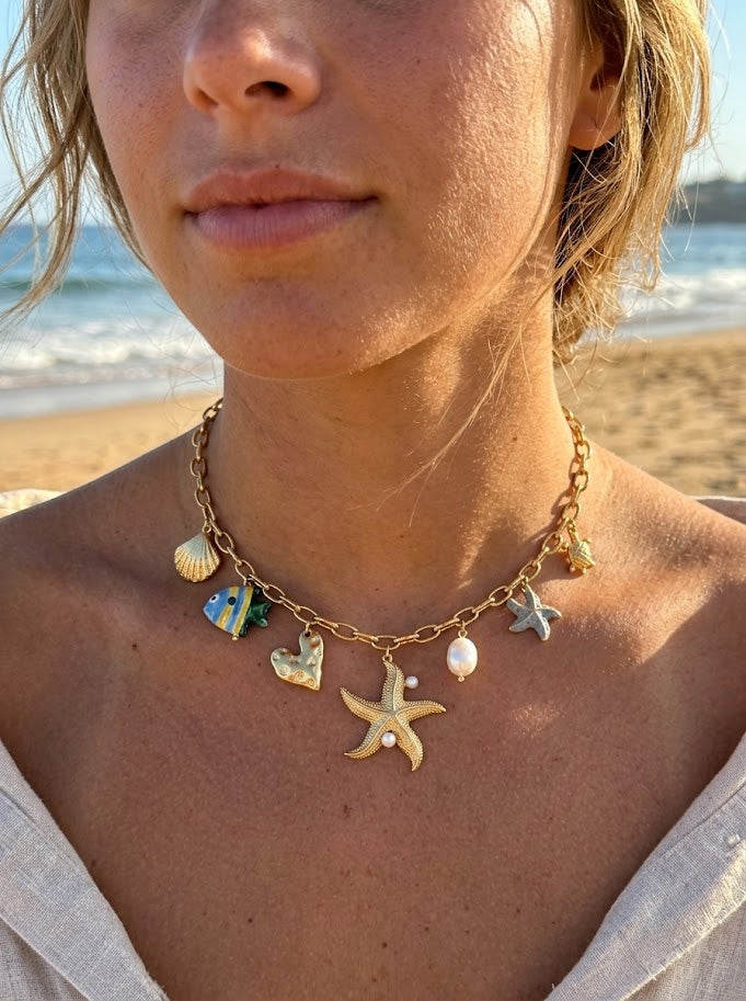 BIBI | Collier en acier inoxydable avec charms et perle d’eau douce